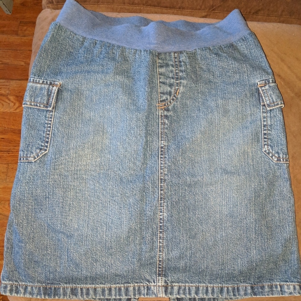 Old Navy Maternity Skirt